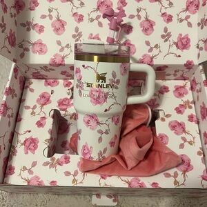 LOVESHACK FANCY X STANLEY 20 OZ